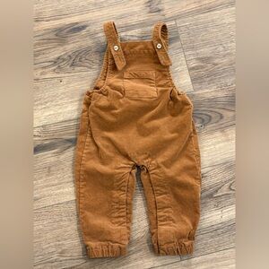 Quincy Mae overalls 6-12 mo excellent condition